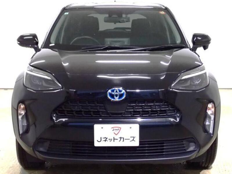 YARIS CROSS