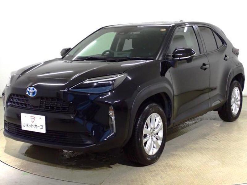 YARIS CROSS