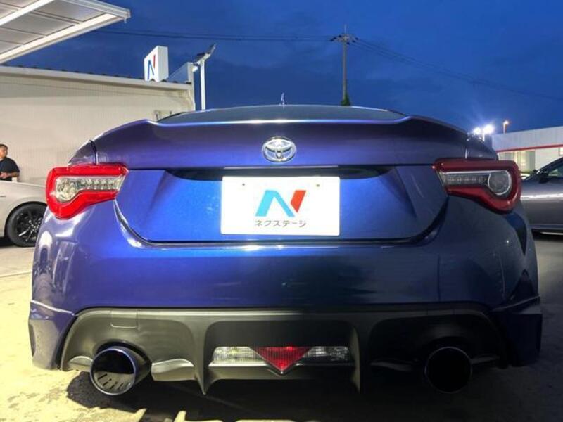 86