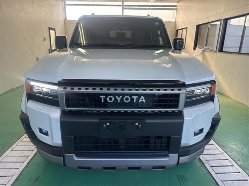 LAND CRUISER 250