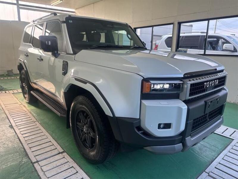 LAND CRUISER 250