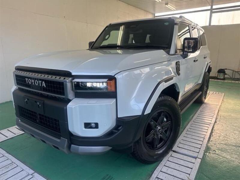TOYOTA LAND CRUISER 250