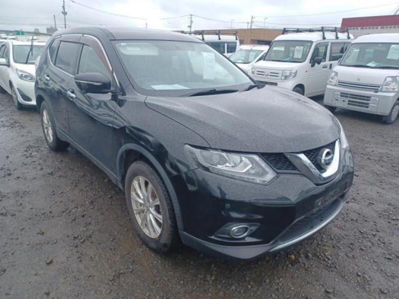 X-TRAIL
