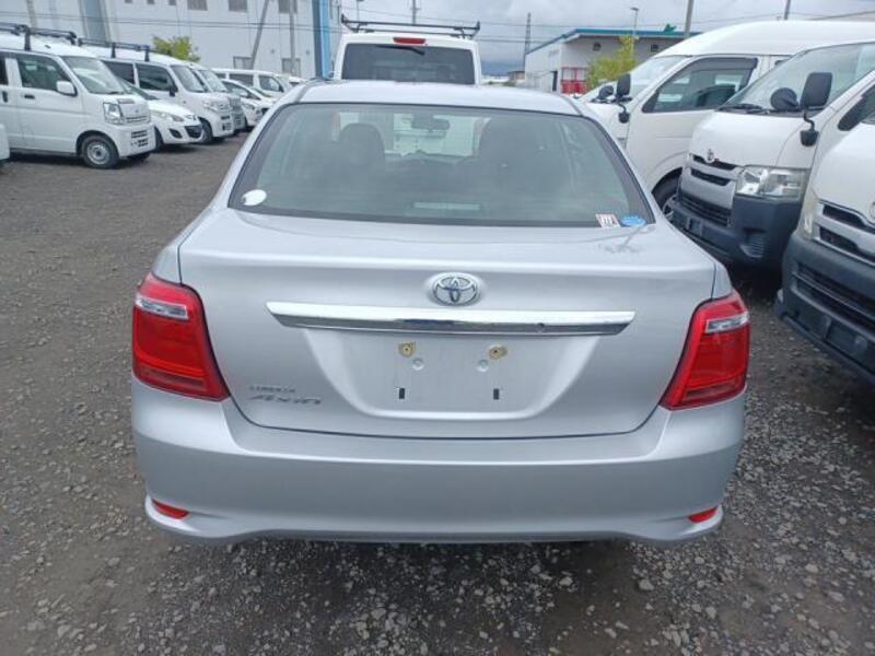 COROLLA AXIO