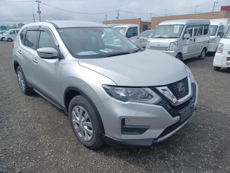 X-TRAIL