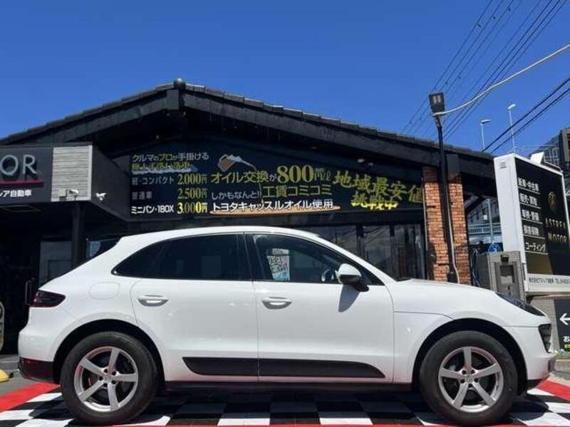 MACAN