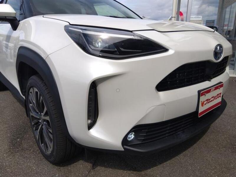 YARIS CROSS