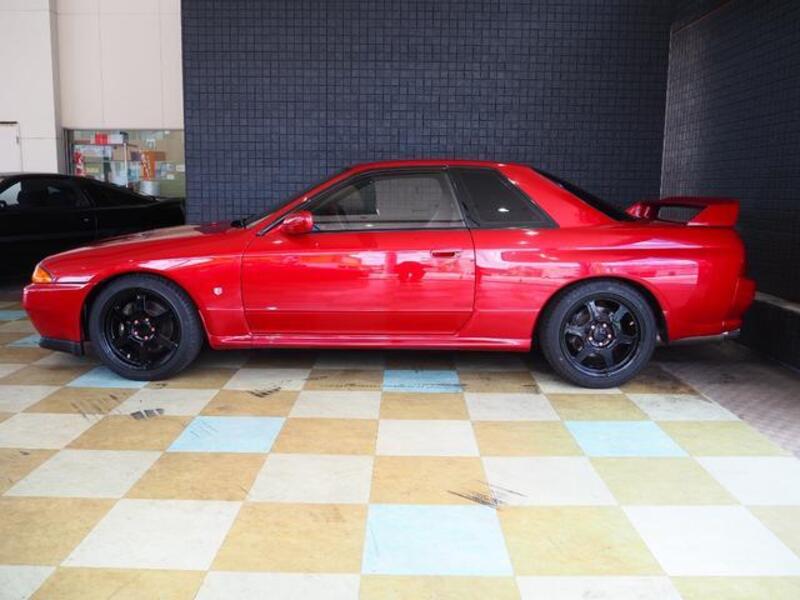 SKYLINE