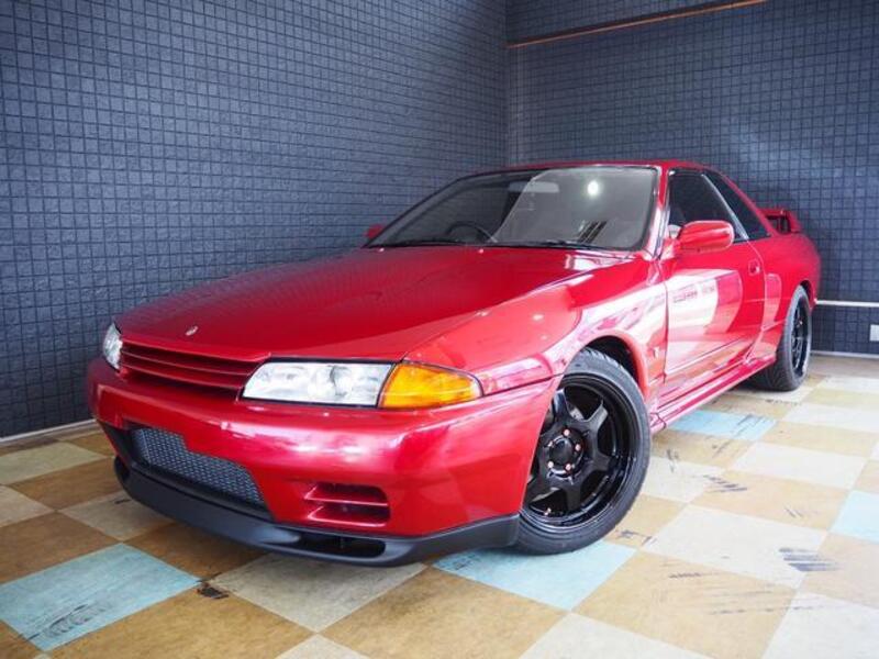 NISSAN SKYLINE
