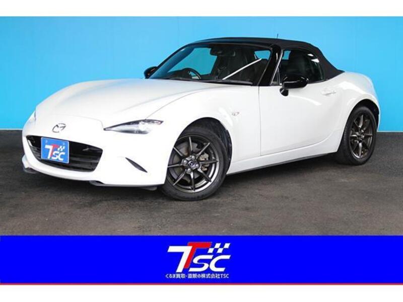 ROADSTER-0