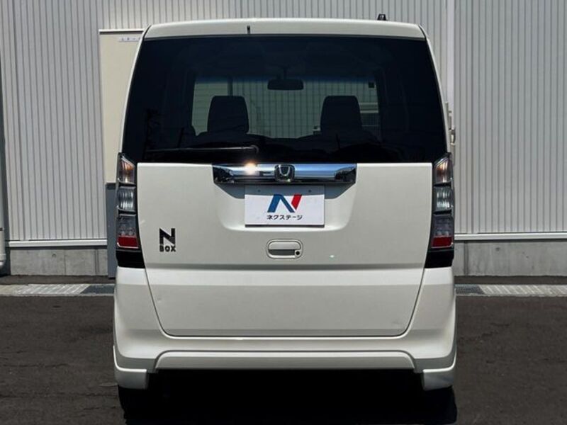 N BOX