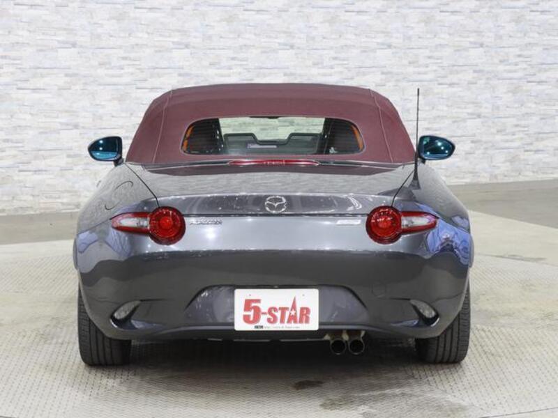 ROADSTER