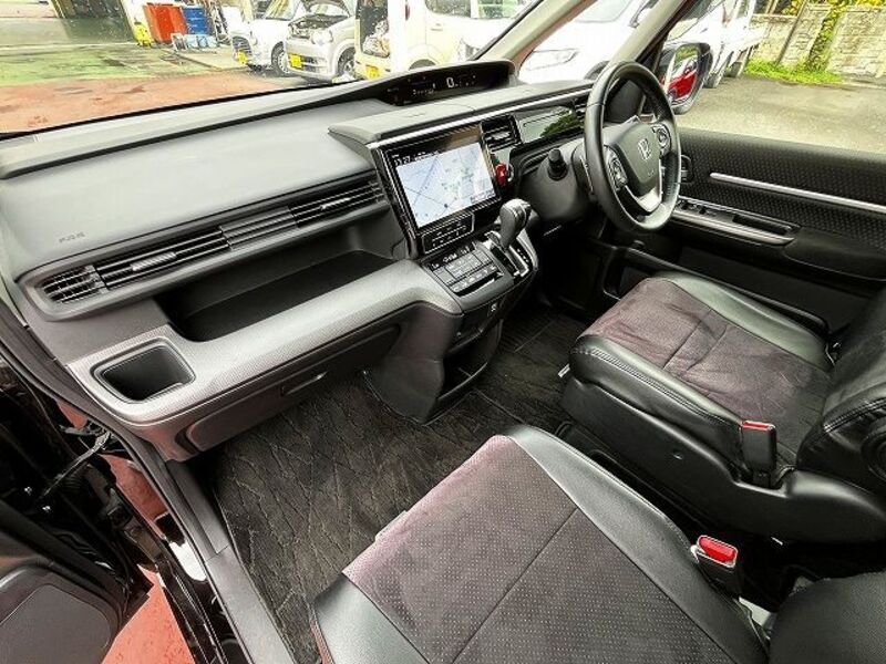 STEPWAGON SPADA