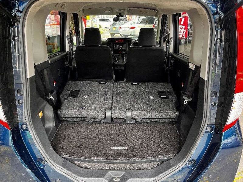 ROOMY