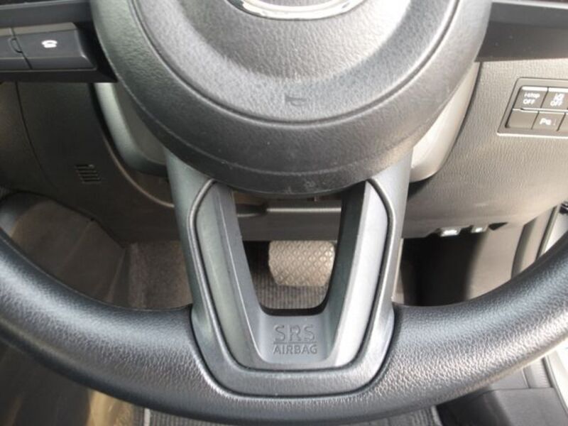 MAZDA2