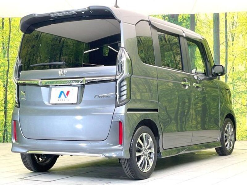 N BOX CUSTOM