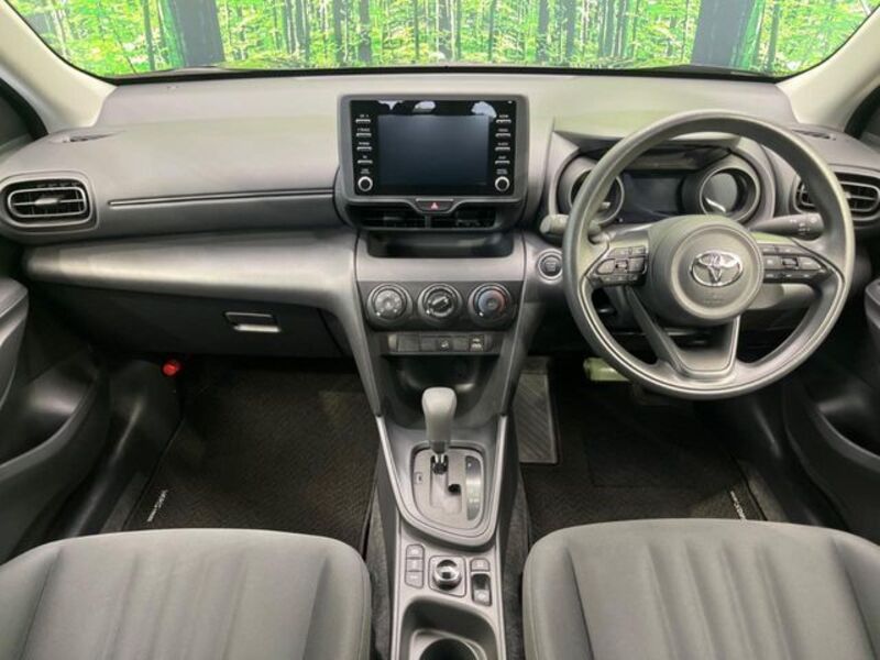 YARIS CROSS