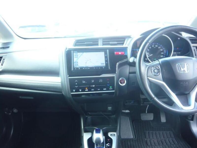 FIT HYBRID
