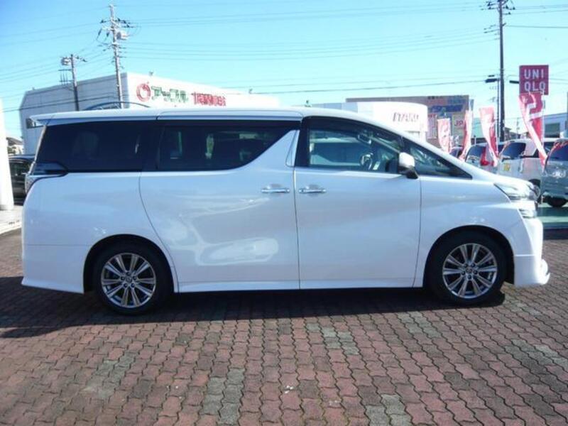 VELLFIRE