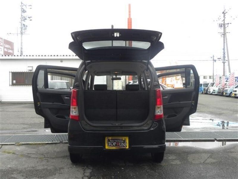 WAGON R
