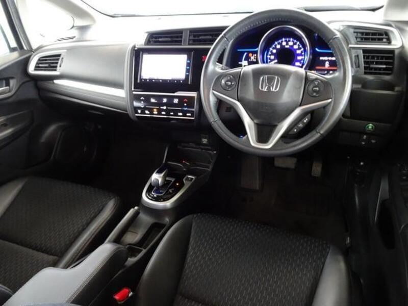 FIT HYBRID