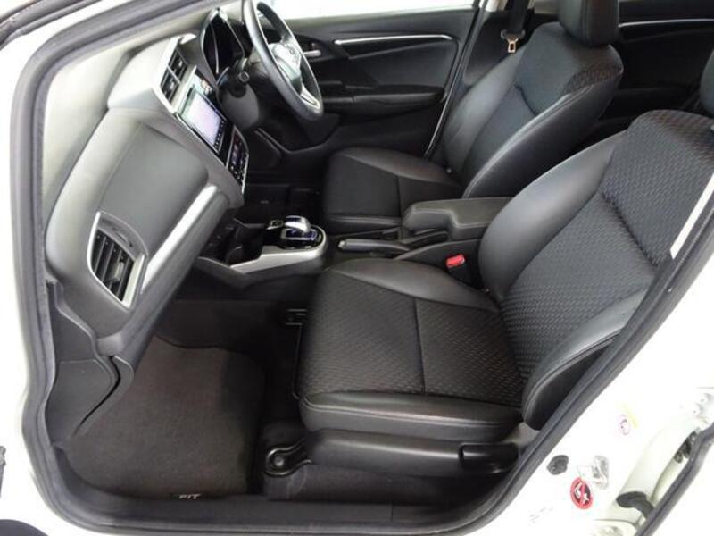 FIT HYBRID