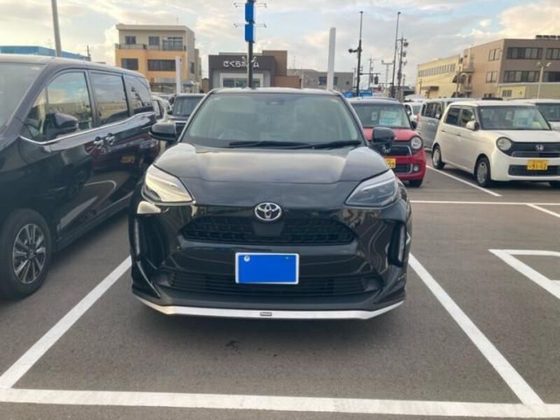 YARIS CROSS-0