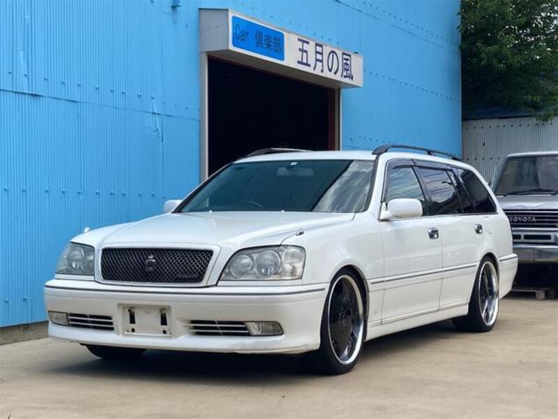 TOYOTA CROWN ESTATE
