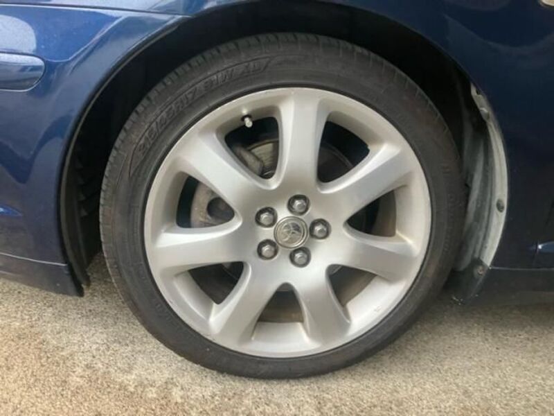 AVENSIS WAGON