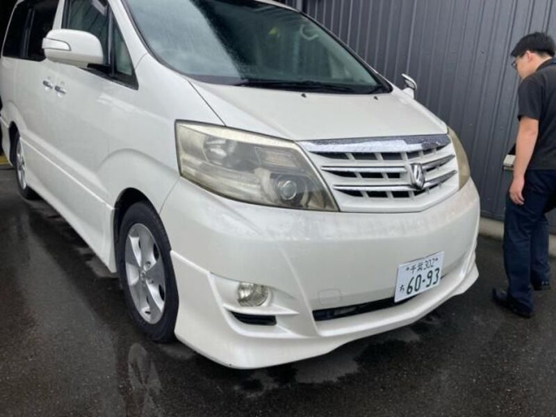 TOYOTA ALPHARD