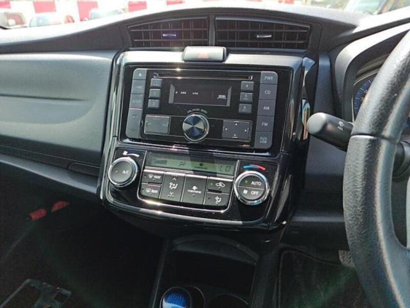COROLLA AXIO