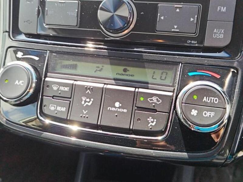COROLLA AXIO