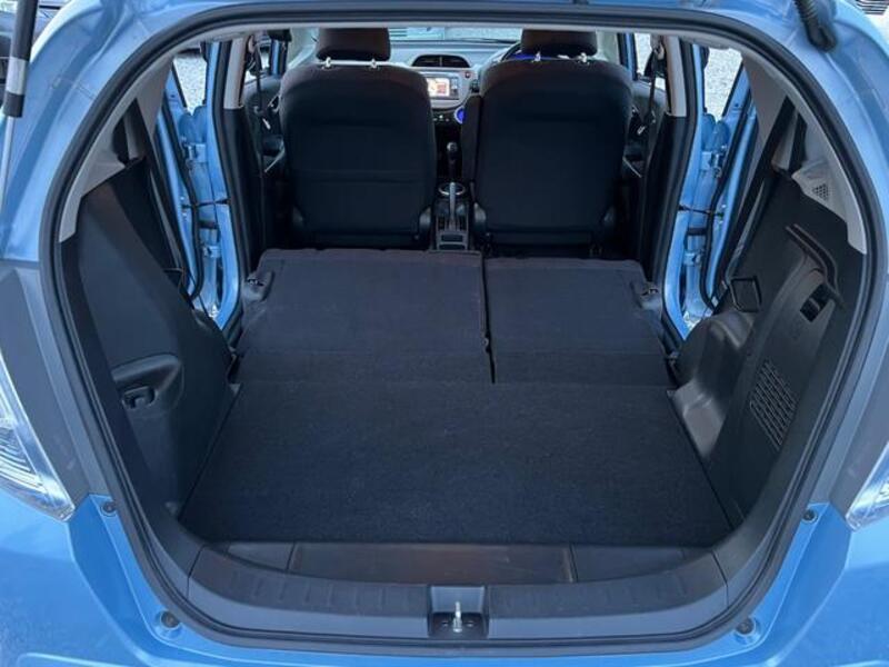 FIT HYBRID