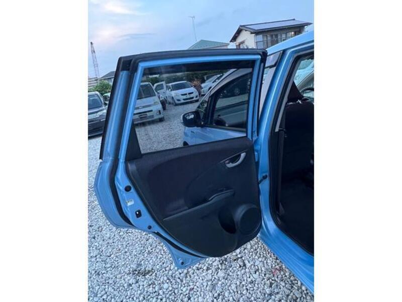 FIT HYBRID