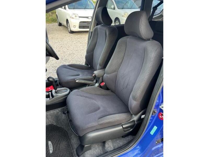 FIT HYBRID