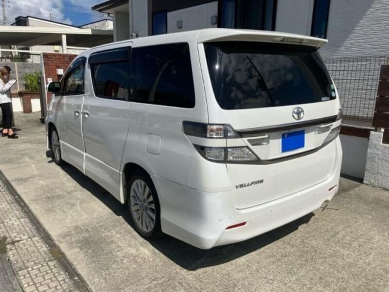 VELLFIRE