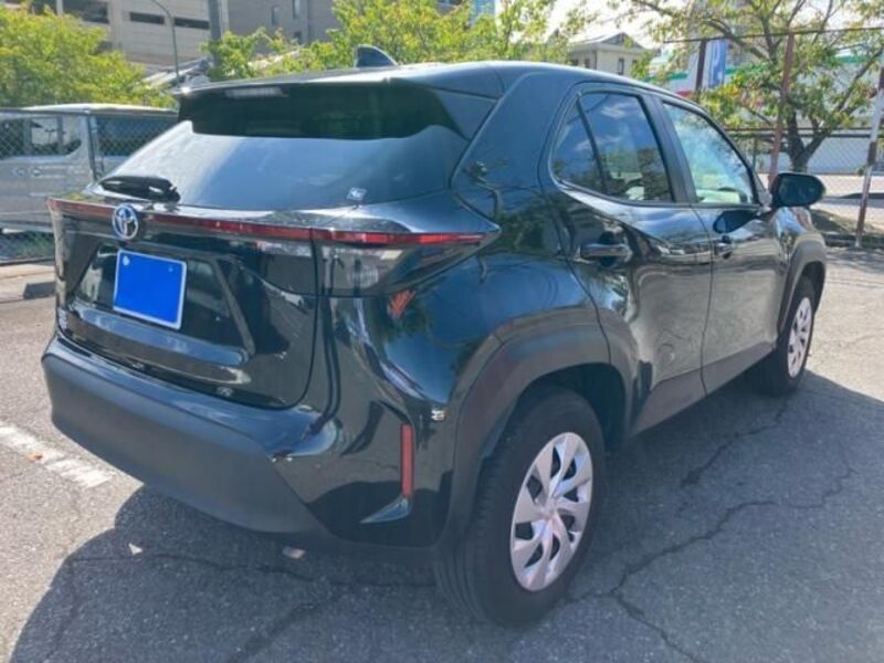 YARIS CROSS