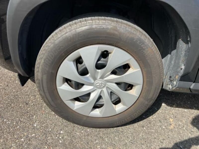 YARIS CROSS