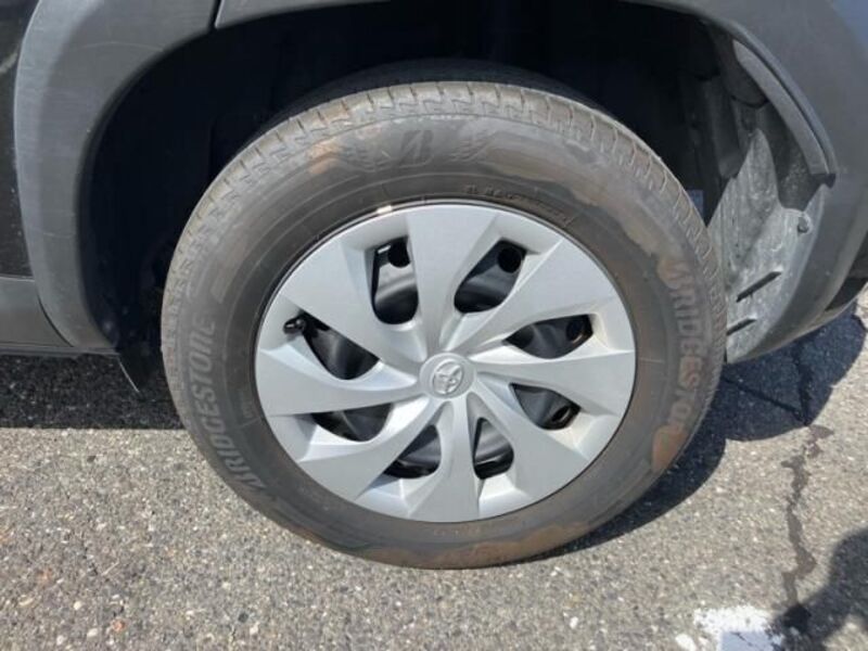 YARIS CROSS