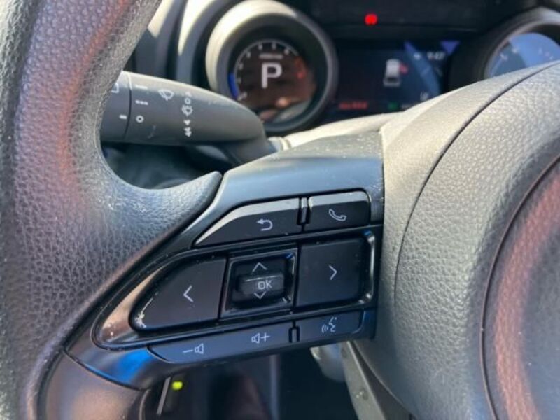 YARIS CROSS