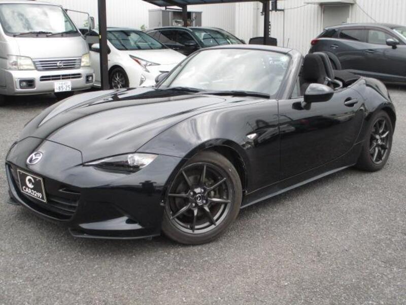 ROADSTER