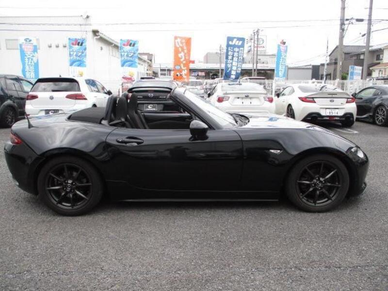 ROADSTER