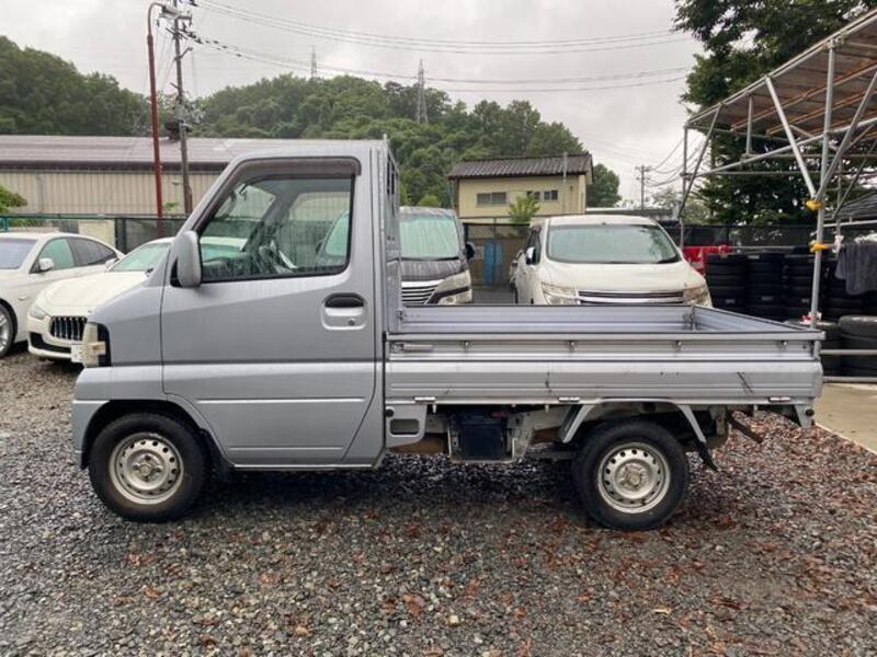 CLIPPER TRUCK