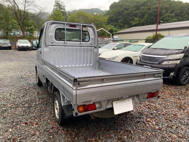 CLIPPER TRUCK