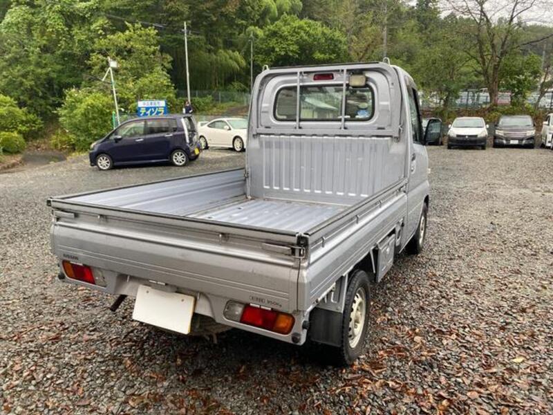 CLIPPER TRUCK