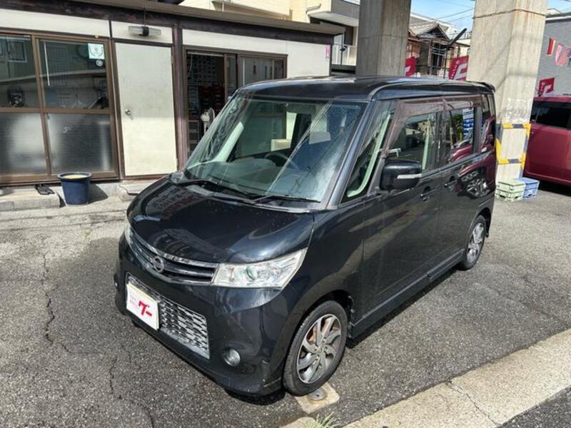 NISSAN ROOX