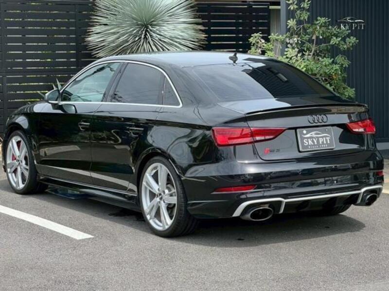 RS3