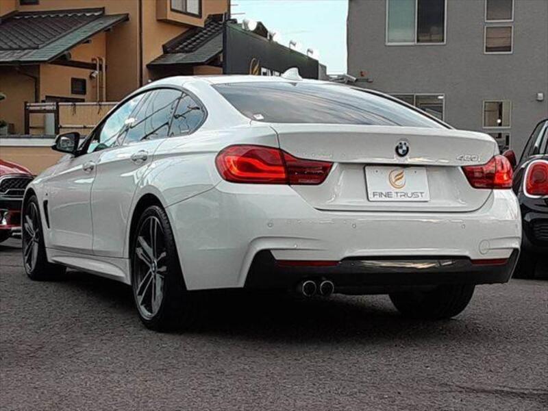 4 SERIES