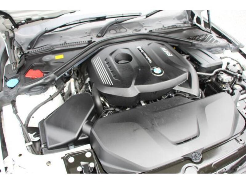 4 SERIES