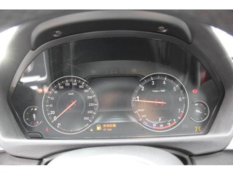 4 SERIES